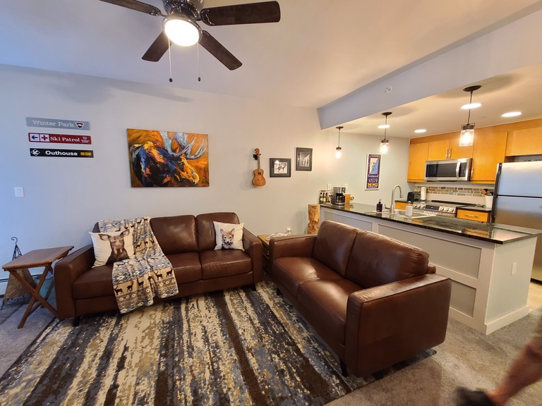 Fraser Crossing 3417