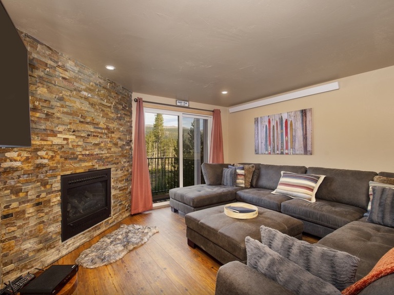 Beaver Village Unit #0821