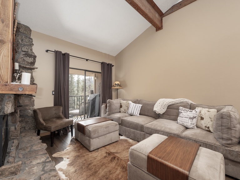 Beaver Village Unit #2031