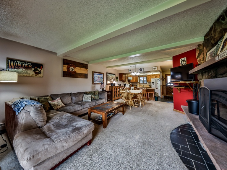 Hi Country Haus Unit 2201