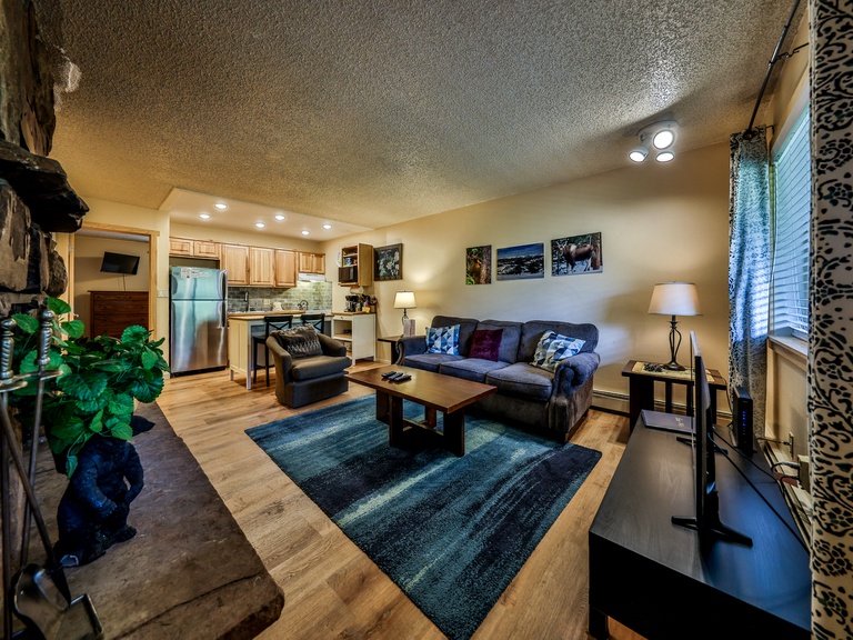 Hi Country Haus Unit 1503