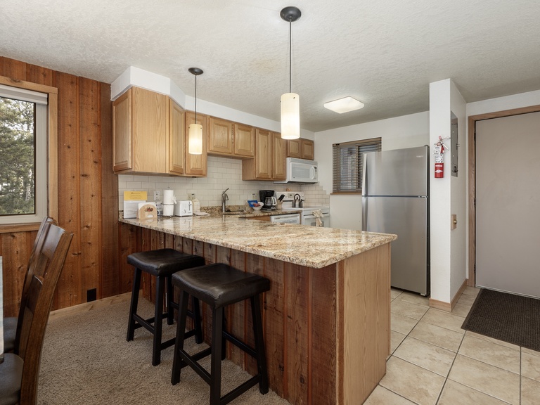 Beaver Village Unit #0724R