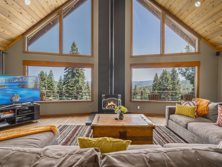 Falcon's Eye View Retreat
