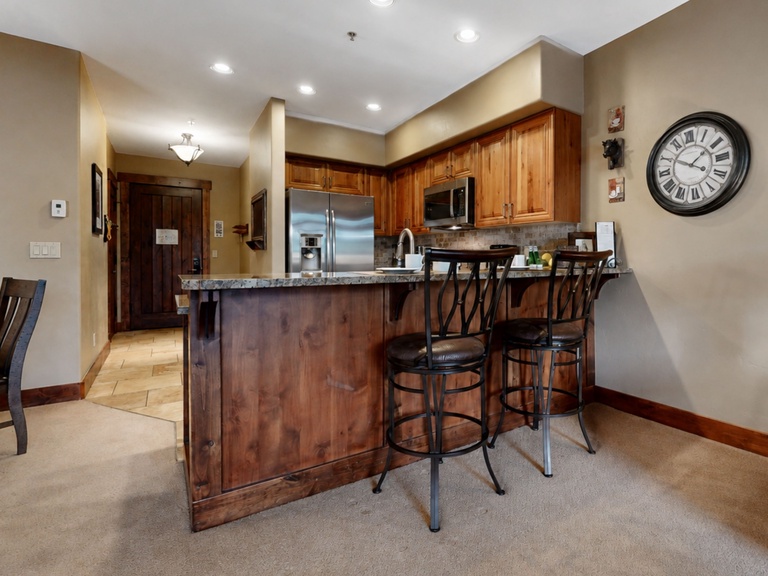 Crystal Peak Lodge 7008 3
