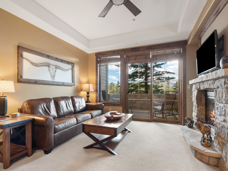 Crystal Peak Lodge 7008 3
