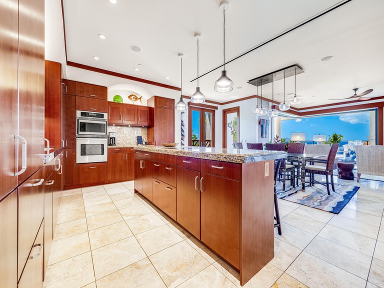 Wailea Beach Villas | PH201 3