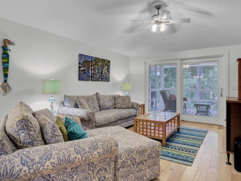 Twin Oaks Cottage 47 3