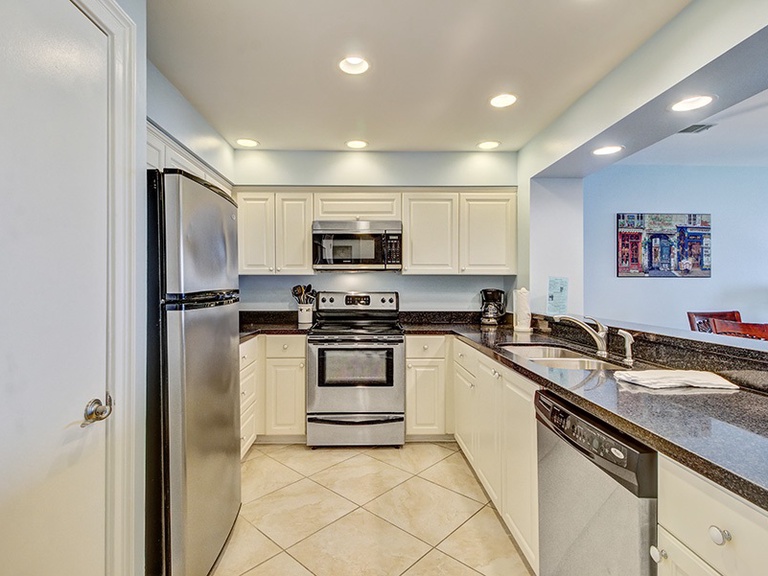 Summerhouse 305 by Wild Dunes, Oceanfront 3