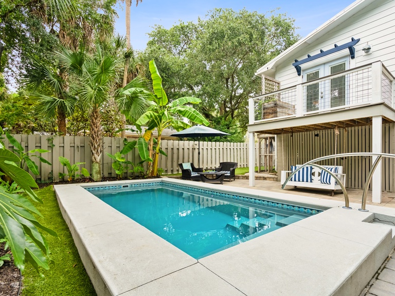Waterway 2502 by Wild Dunes