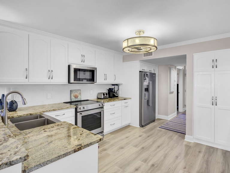 Shipwatch 102A by Wild Dunes, Oceanfront 2