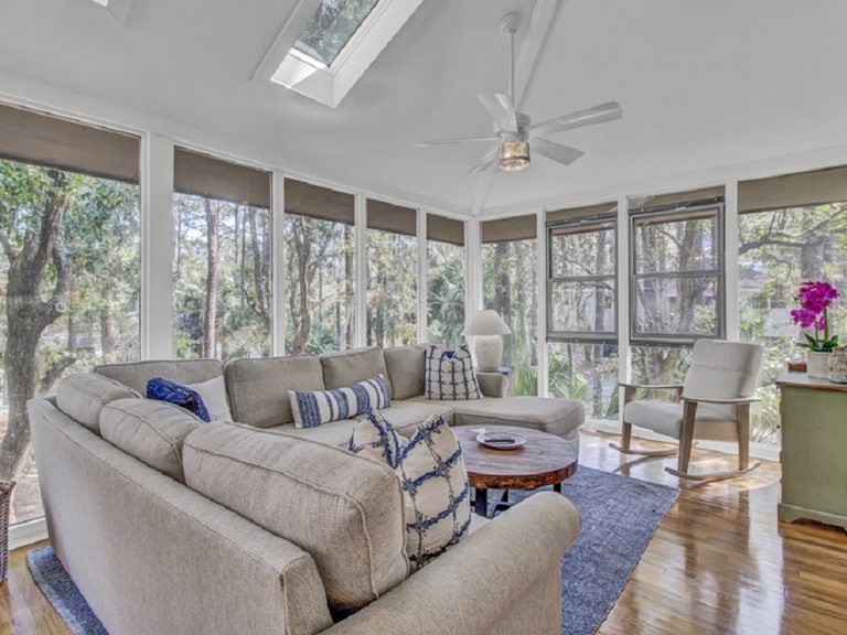 Twin Oaks Cottage 40