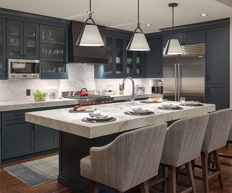 Kitchen, Main Level - With bar seating