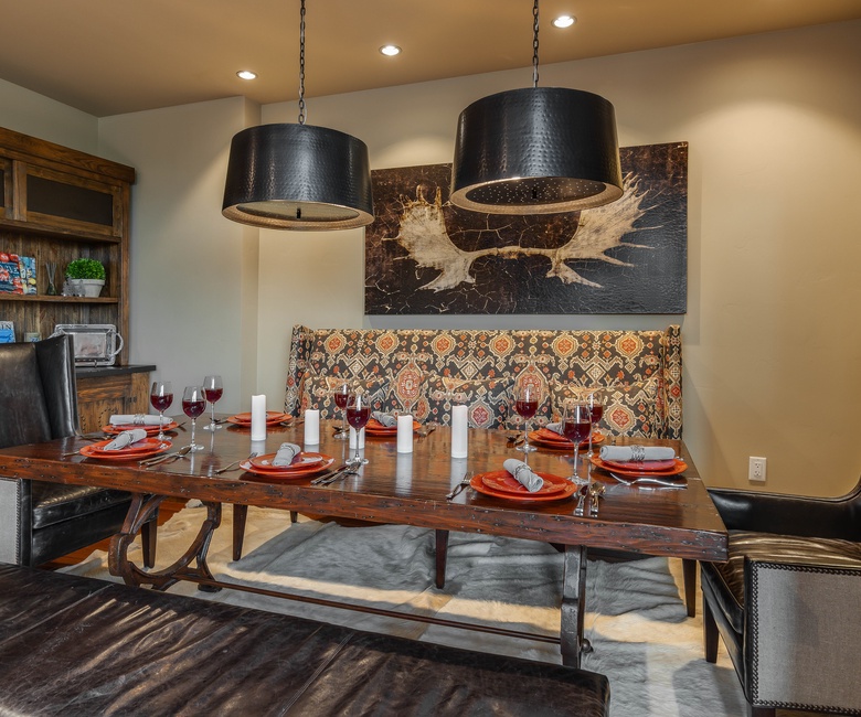 Dining Area, Main Level - Seating for eight