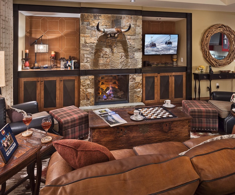 Great Room, Main Level - With fireplace