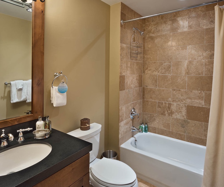 Bedroom 4, Main Level - Ensuite