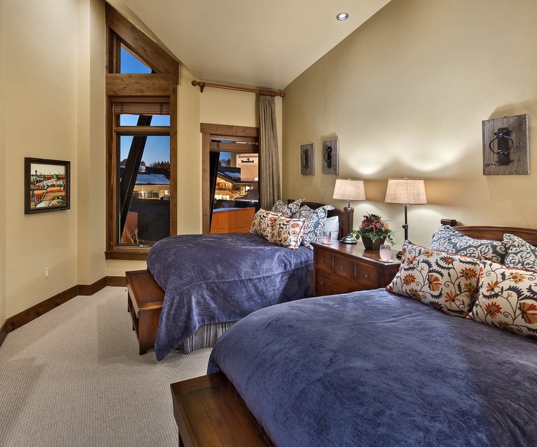 Bedroom 4, Main Level - 2 full bedroom