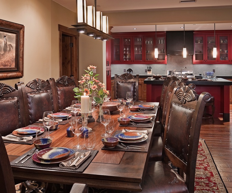 Dining Area, Main Level - Seating for eight