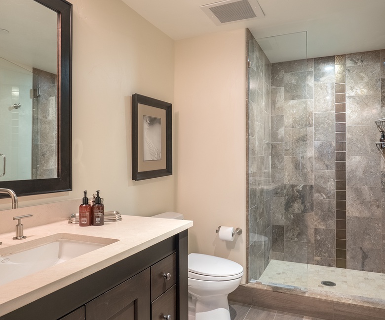 Bedroom 4, Main Level - Ensuite