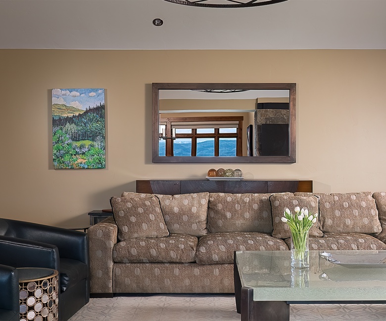Great Room, Main Level