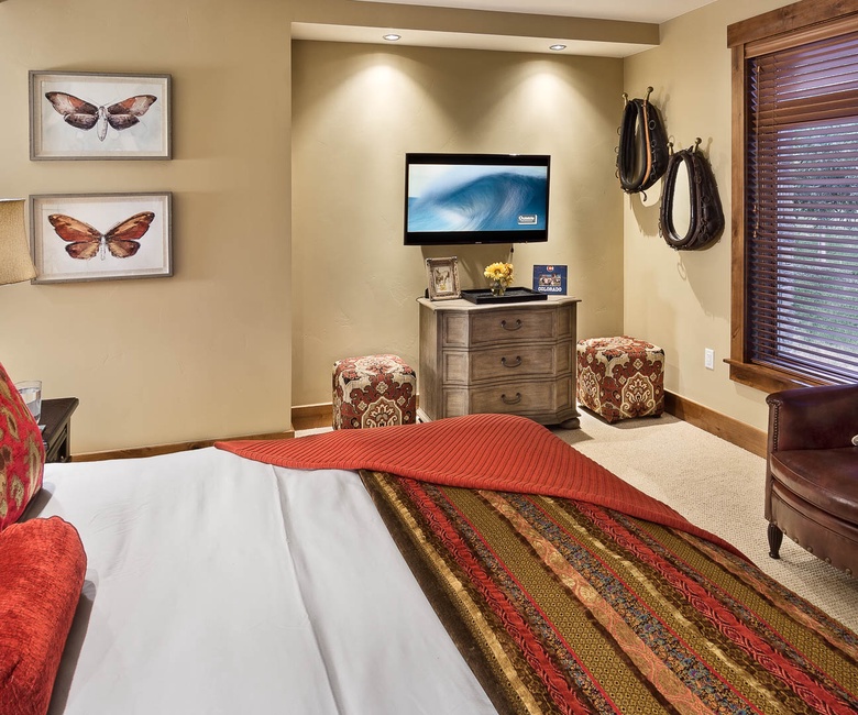 Bedroom 2, Main Level - King suite