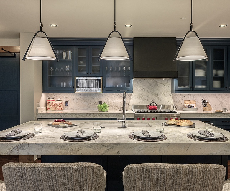 Kitchen, Main Level - With bar seating