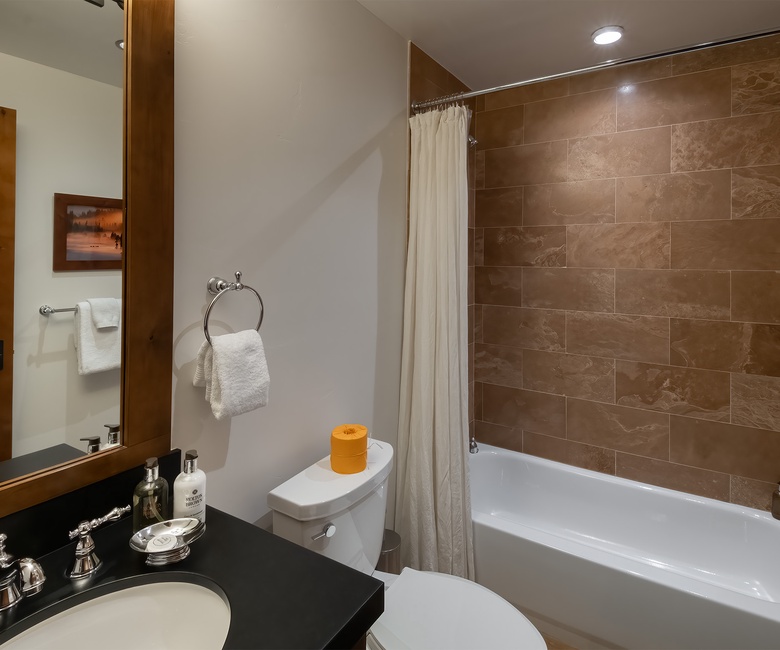 Shared Bathroom, Main Level - Hall bathroom adjacent to Bedroom 3