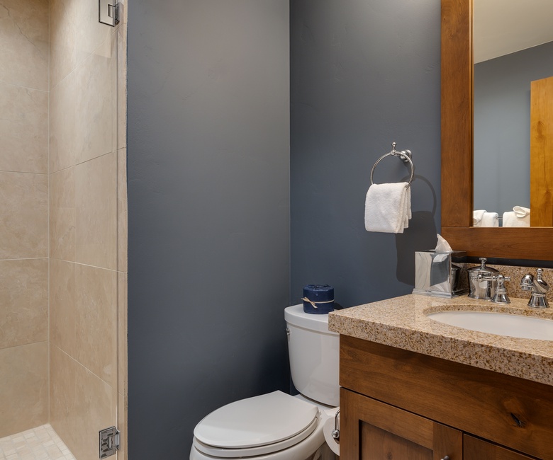 Bedroom 4, Main Level - Ensuite