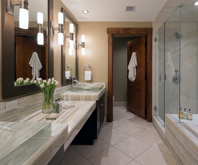 Bedroom 2, Main Level - Ensuite with double vanity