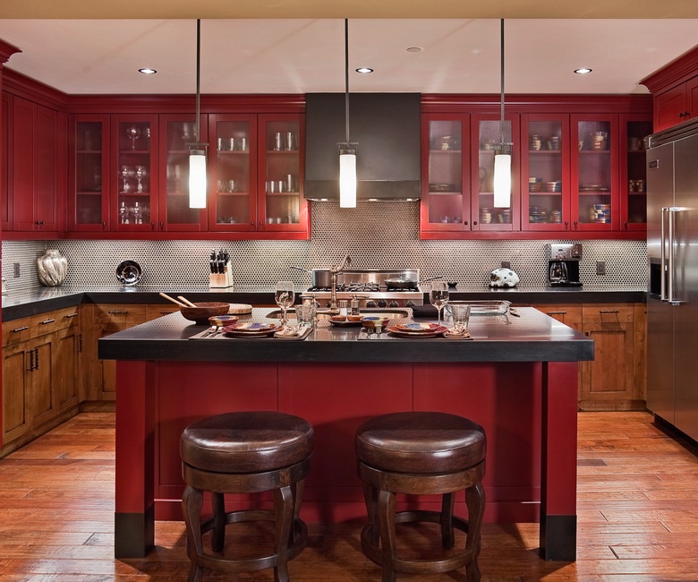 Kitchen, Main Level - Island with seating