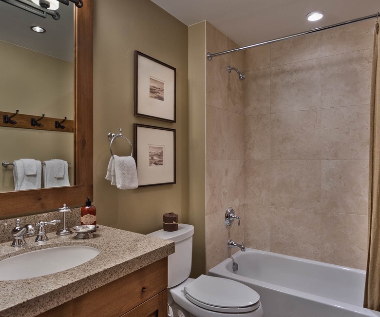 Bedroom 3, Main Level - Ensuite