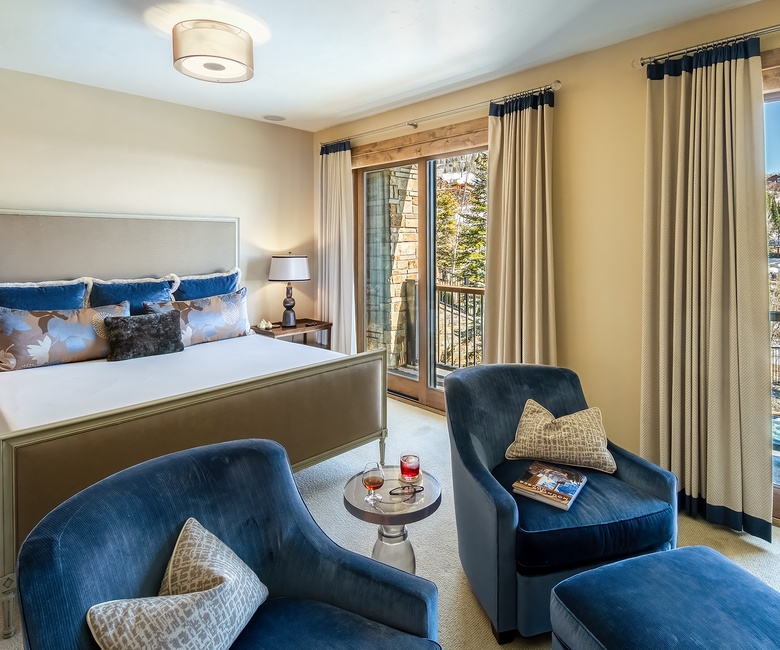 Bedroom 1, Main Level - Primary king suite with views