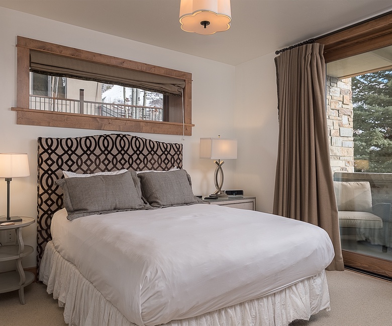 Bedroom 3, Main Level - King bed