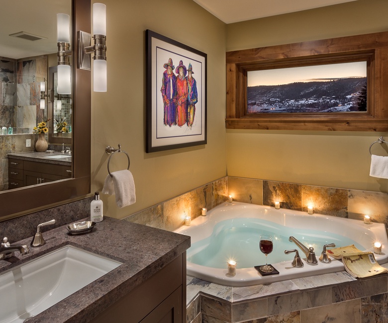 Bedroom 2, Main Level - King ensuite