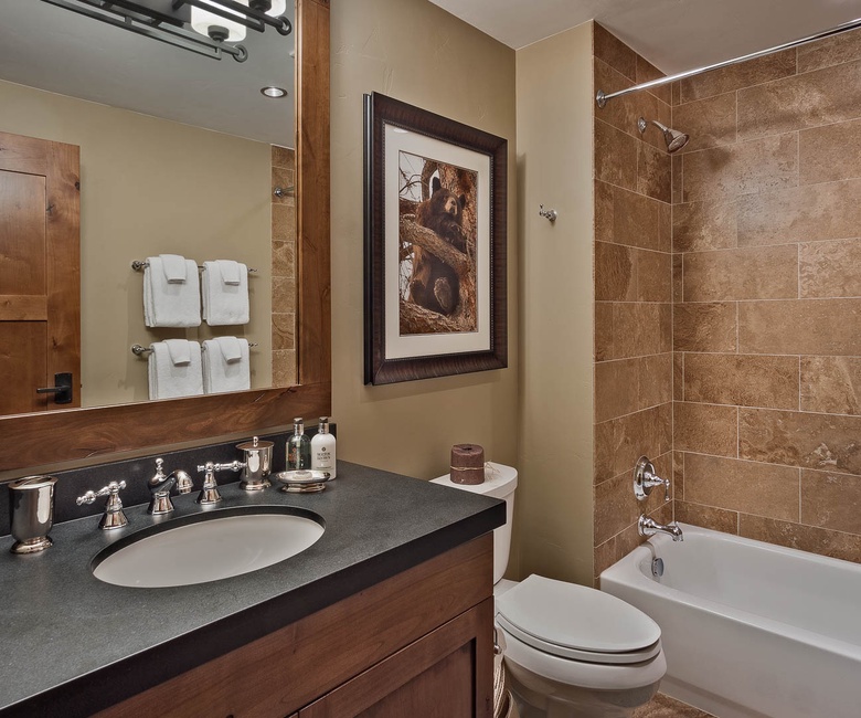 Bedroom 3, Main Level - Ensuite