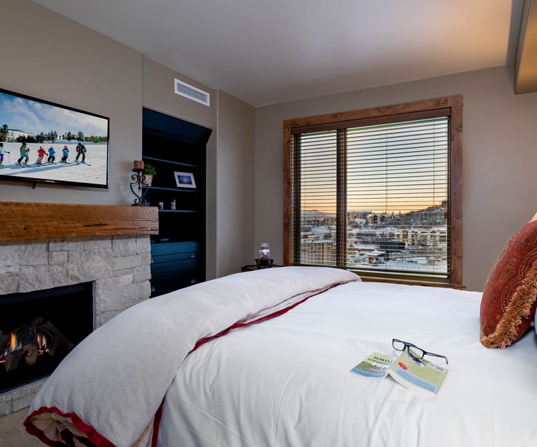 Bedroom 1, Main Level - Primary king bedroom with TV