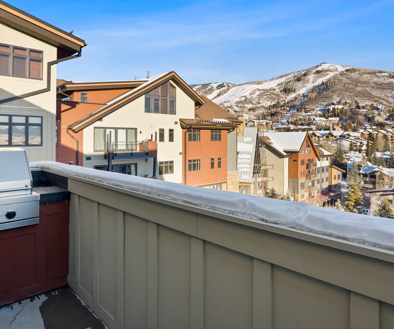 Balcony with ski area views
