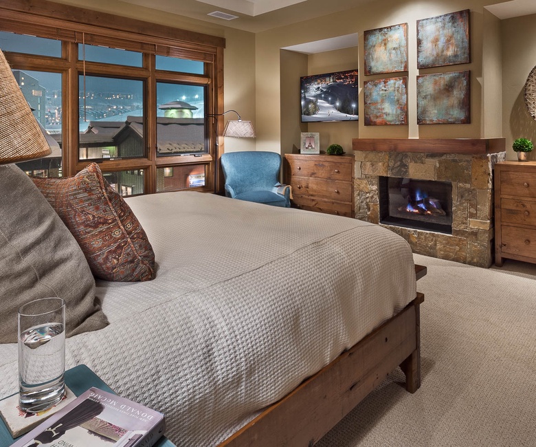 Bedroom 1, Main Level - Primary king suite with fireplace