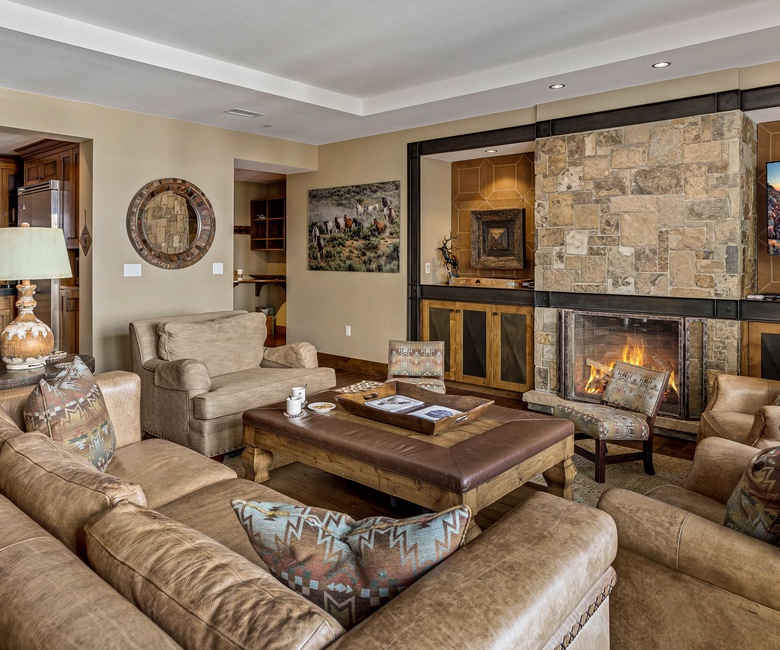 Great Room, Main Level - With fireplace
