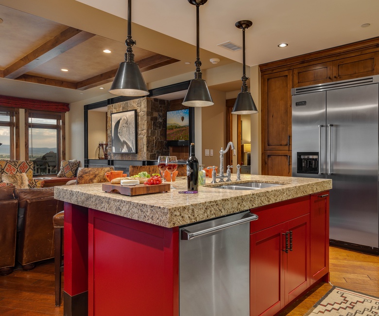 Kitchen, Main Level - Island with seating