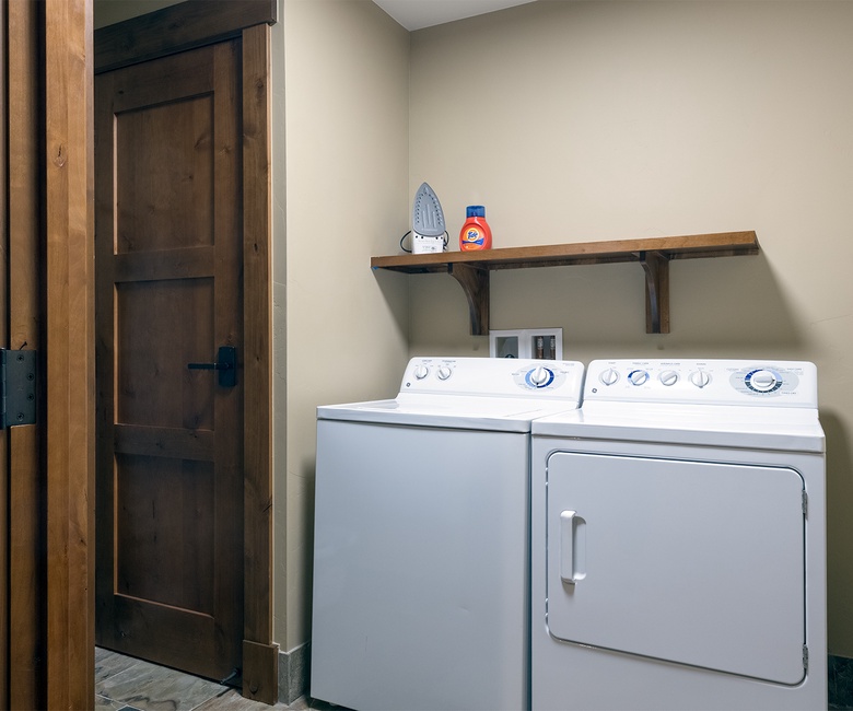 Laundry Room, Main Level