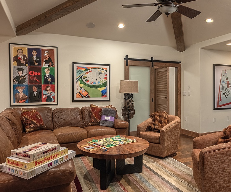 Entertainment Room, Main Level - Great for gatherings and board games