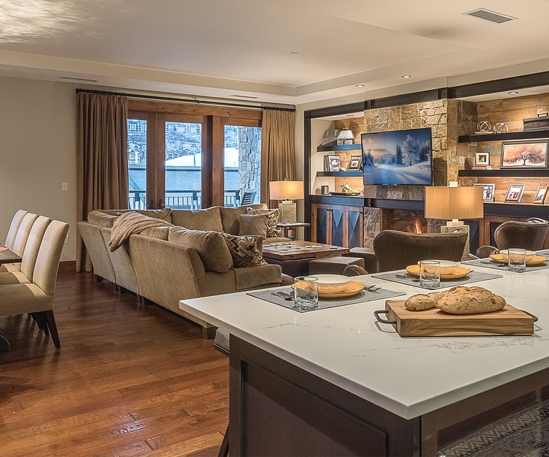 Kitchen, Main Level - Open to great room