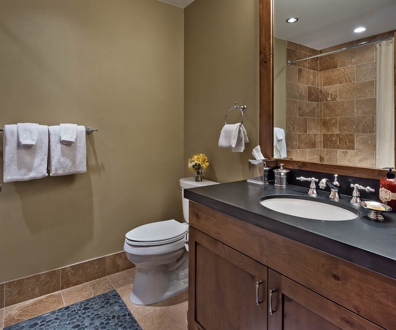 Bedroom 3, Main Level - Ensuite