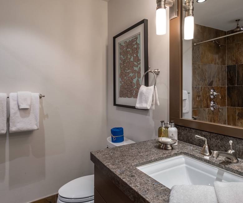 Bedroom 2, Main Level - Ensuite