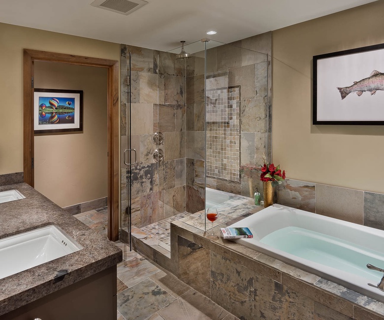 Bedroom 3, Main Level - King ensuite