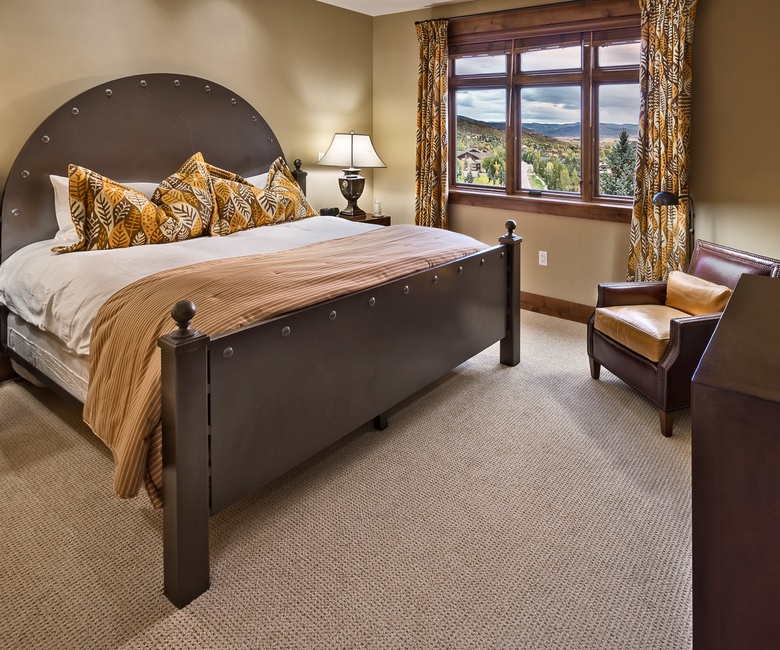 Bedroom 3, Main Level - King suite