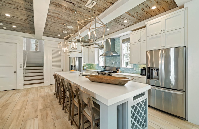 Kitchen - Featuring High-end Stainless Steel Appliances