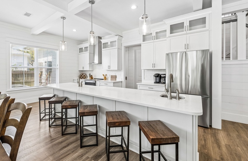 Spacious & Fully Equipped Chef's Kitchen