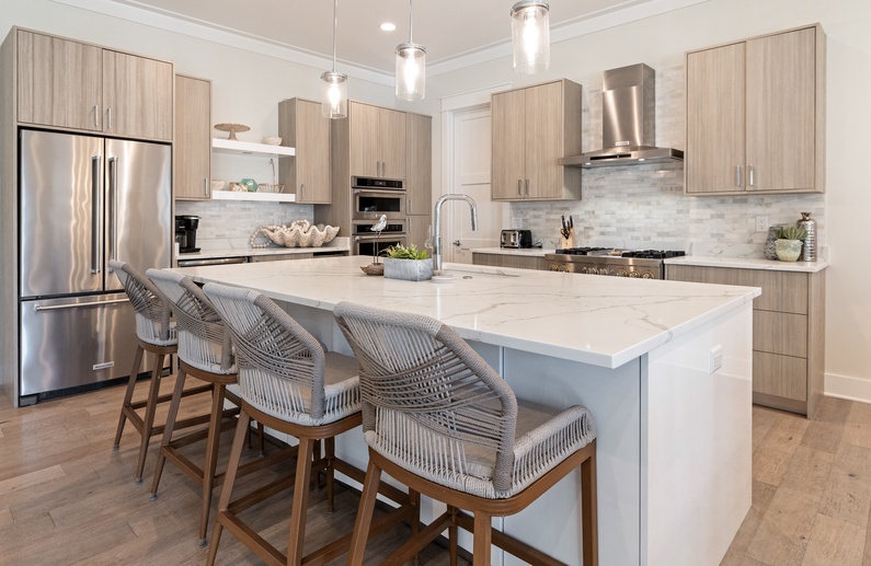 Fully Equipped Chef's Kitchen