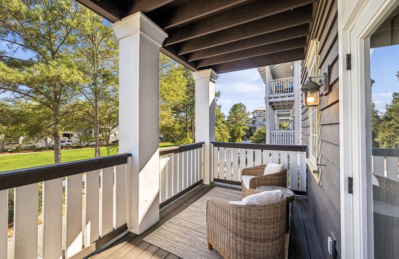 Private Balcony Overlooking St. Augustine Green!
